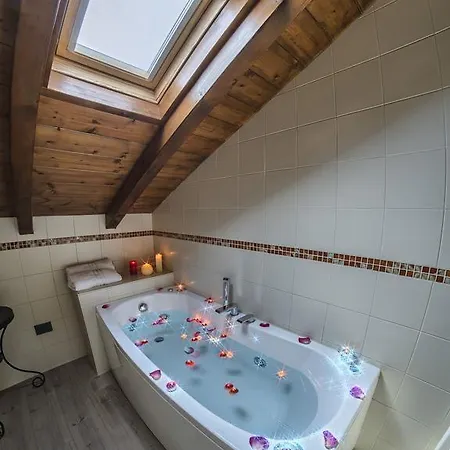 Vinicia, Pool, Jacuzzi, Airco Gæstehus