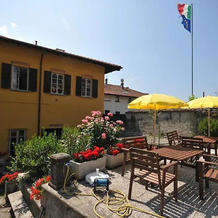 Vinicia, Pool, Jacuzzi, Airco Gasthof Domaso