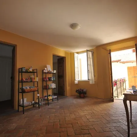 Vinicia, Pool, Jacuzzi, Airco Gasthof Domaso