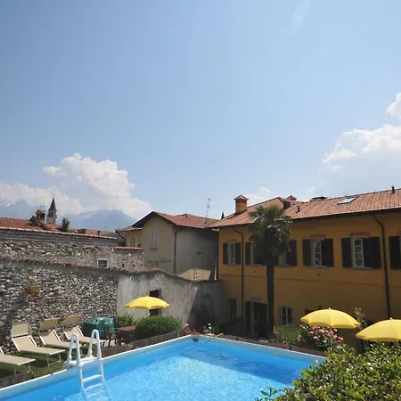 Vinicia, Pool, Jacuzzi, Airco Gasthuis